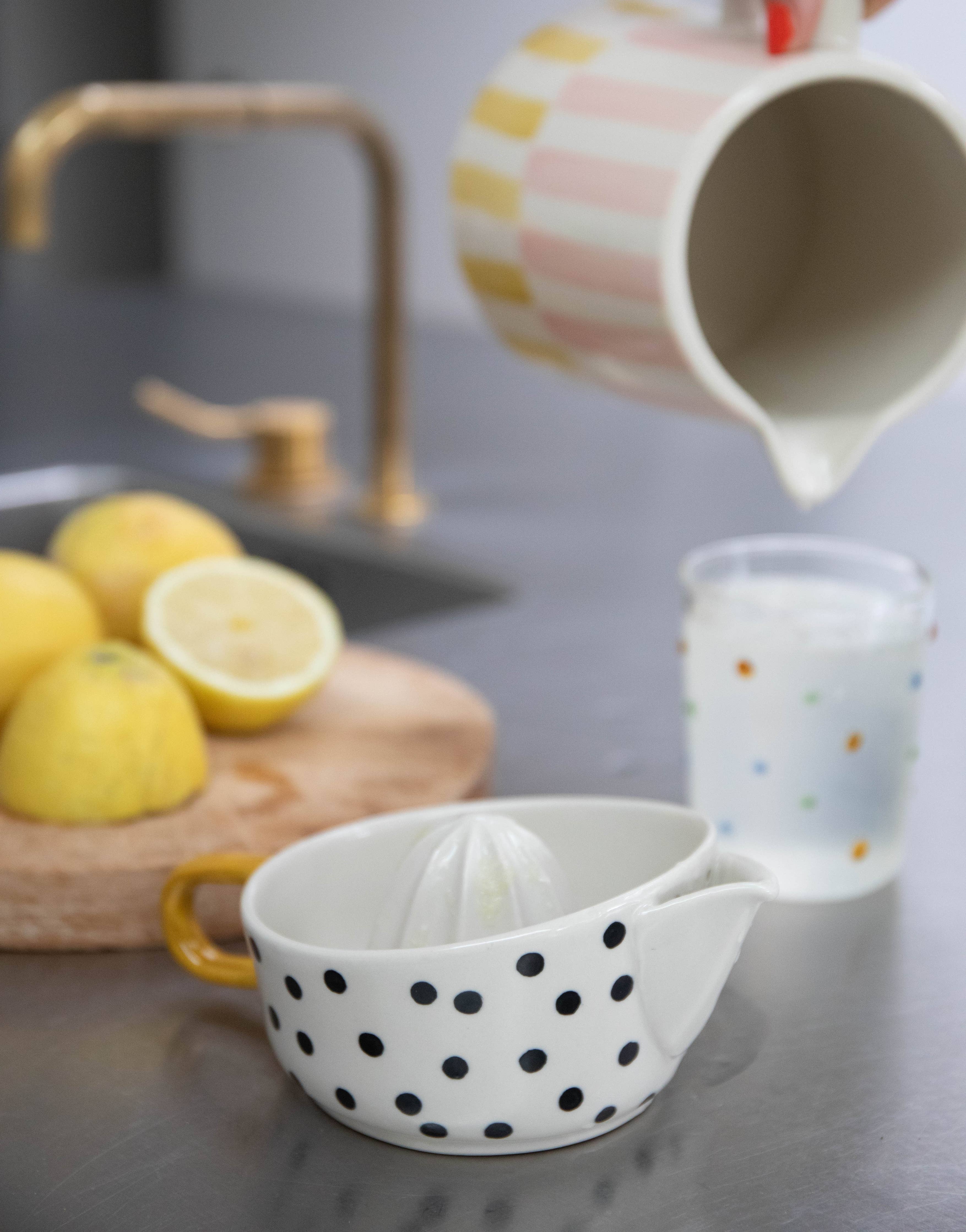 Dotted Juicer