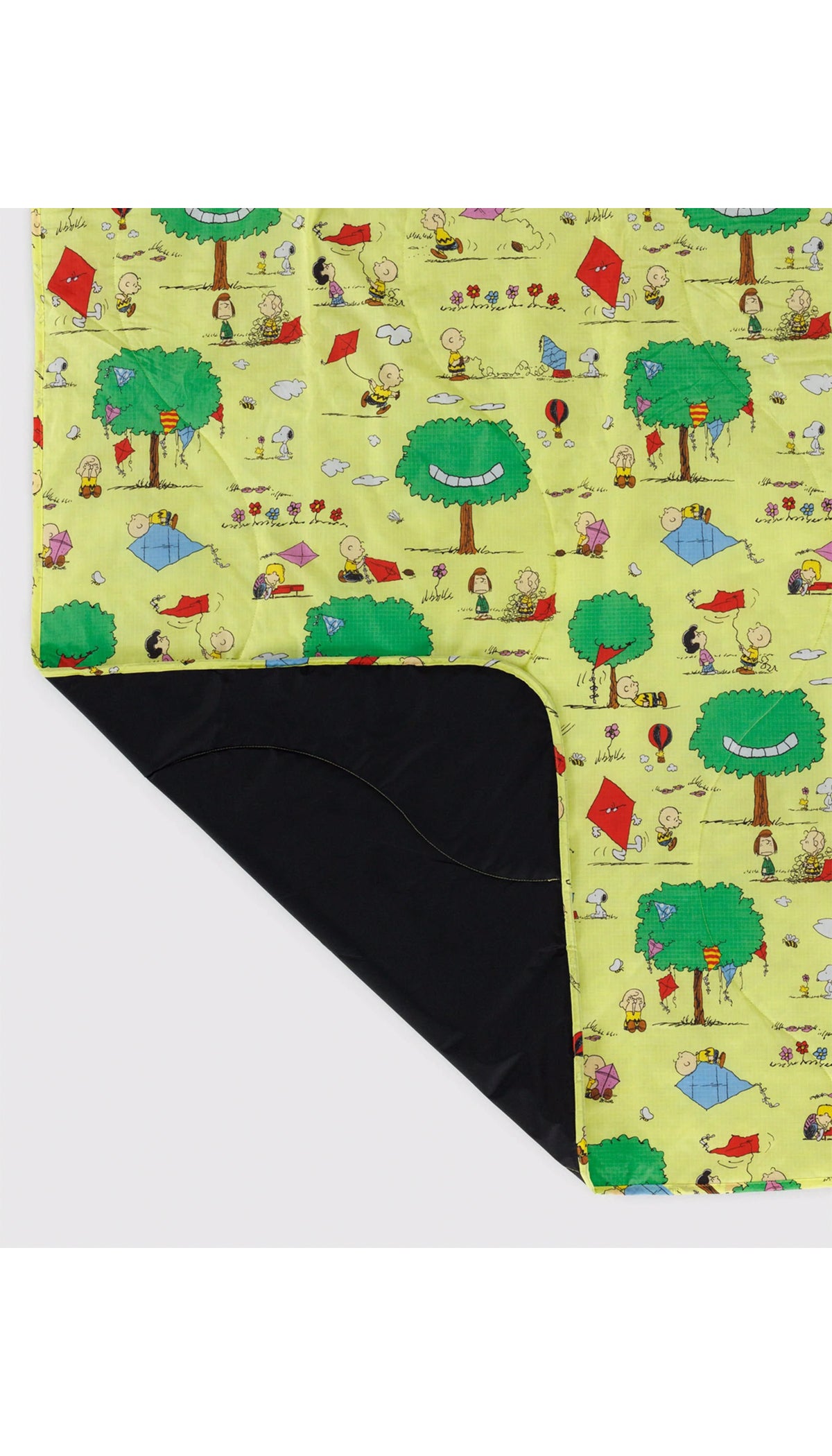 BAGGU X PEANUTS: Puffy Picnic Blanket