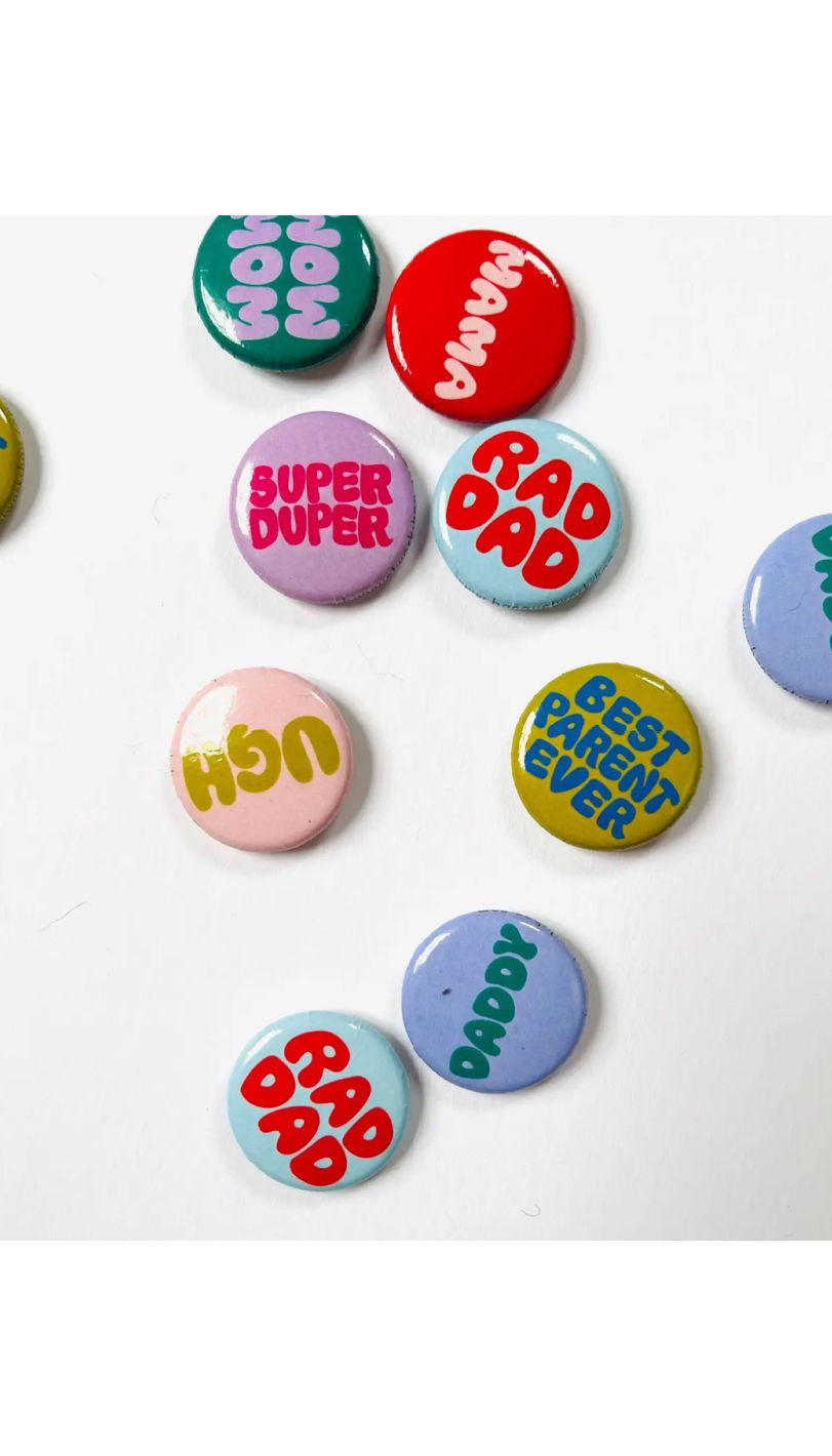 Wow Mom Button / BANQUET WORKSHOP