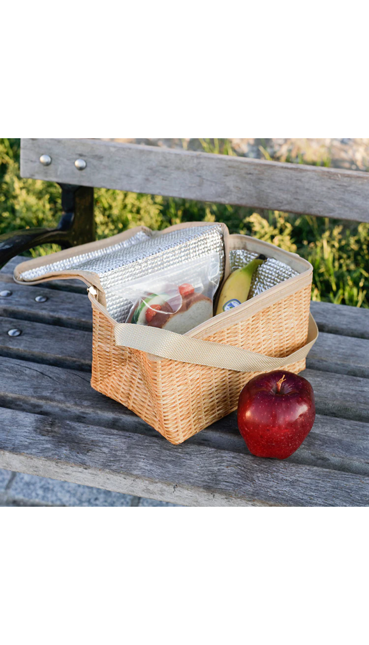 Wicker Lunch Box