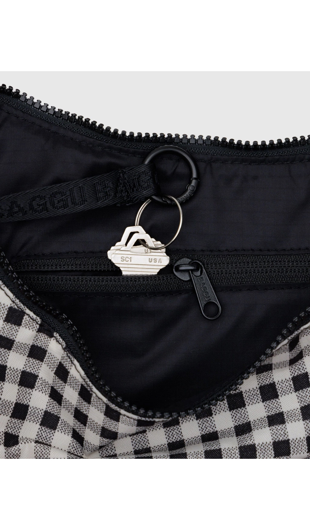 Medium Crescent Bag