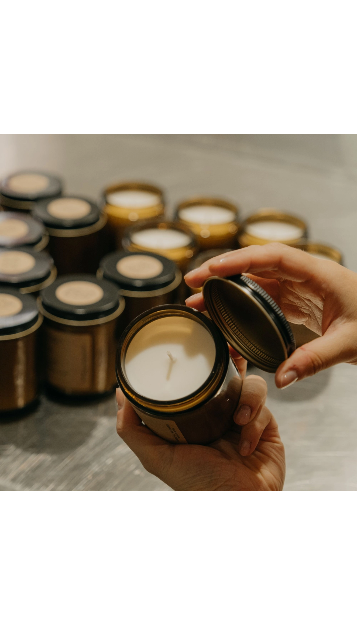 Tangerine, Sandalwood & Amber Candle